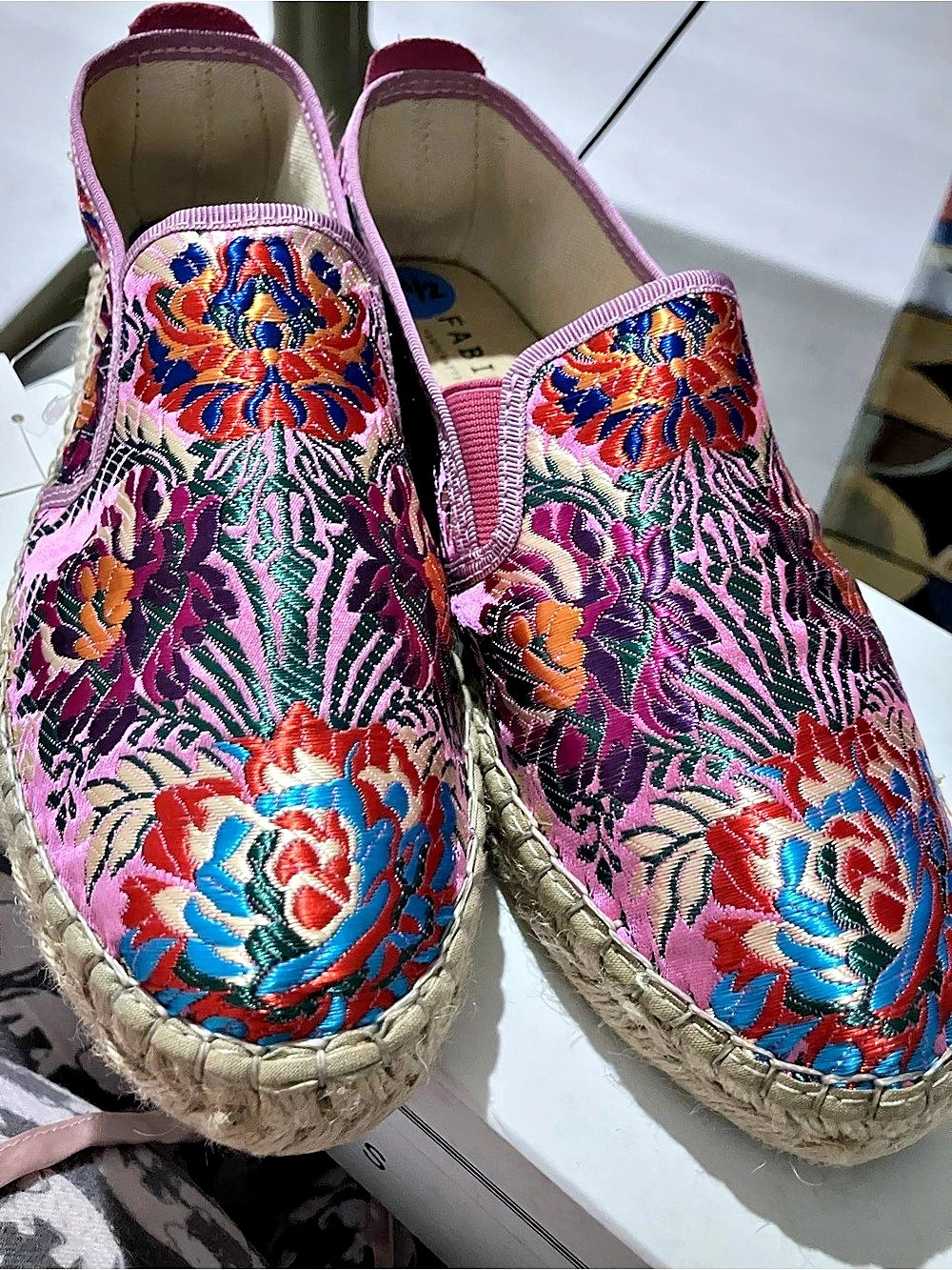 Fabiolas Embroidered Floral Espadrilles Pink & Multicolor US 7.5
